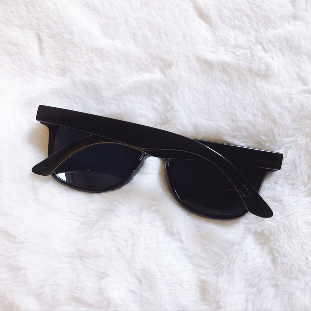 Nova Black Unisex Kids Sunglasses - Picture 10 of 10